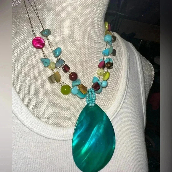 Multi Color Stone Necklace - Picture 3 of 6